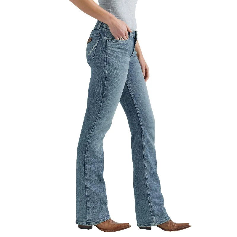 Ladies Retro Mae Jeans by Wrangler