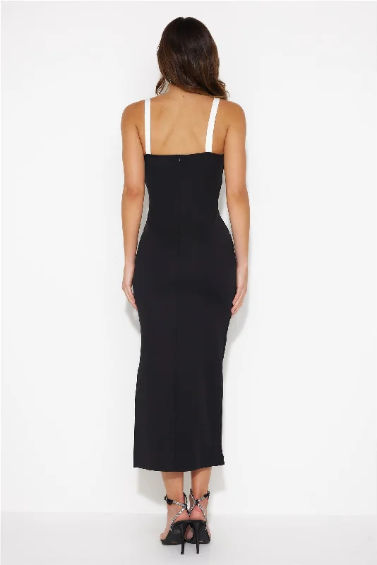 In Her Prime Midi Dress Black