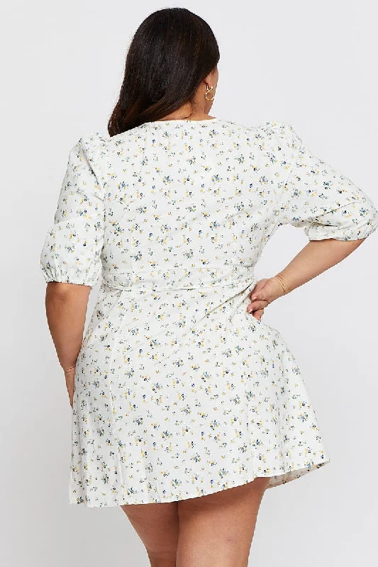 Ditsy Print Skater Dress V-neck Short Sleeve