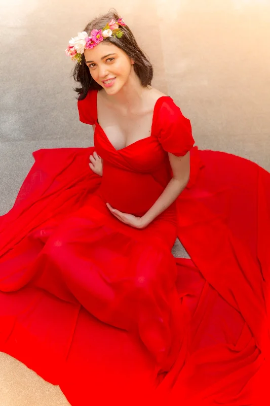 Exclusive Red Fish Cut Maternity Photoshoot Gown