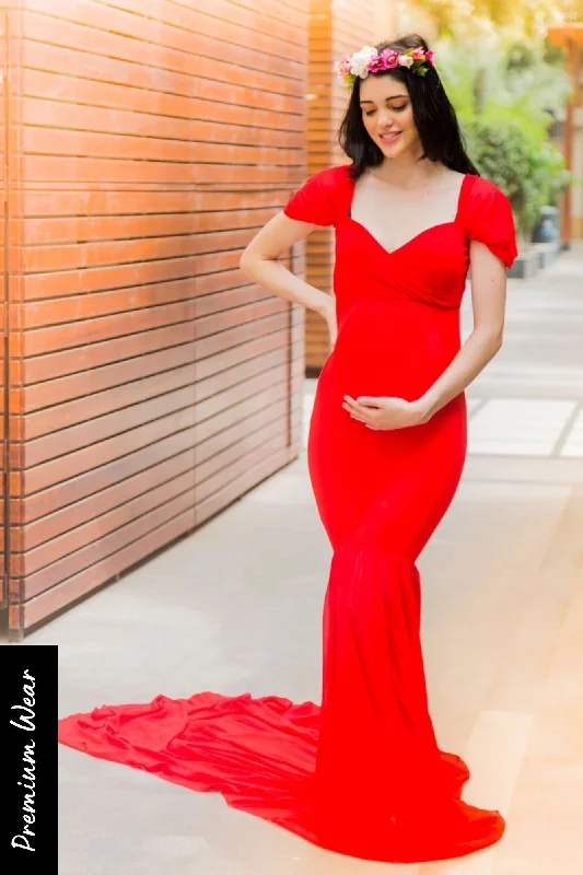 Exclusive Red Fish Cut Maternity Photoshoot Gown