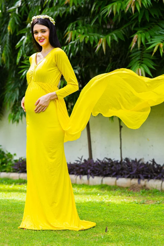 Sunny Yellow Trail Maternity Photoshoot Gown