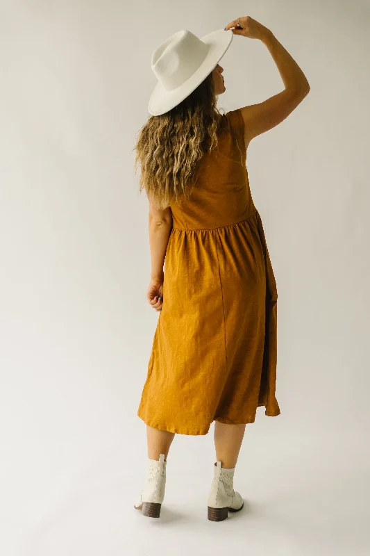 The Genoa Basic Midi Dress in Brown