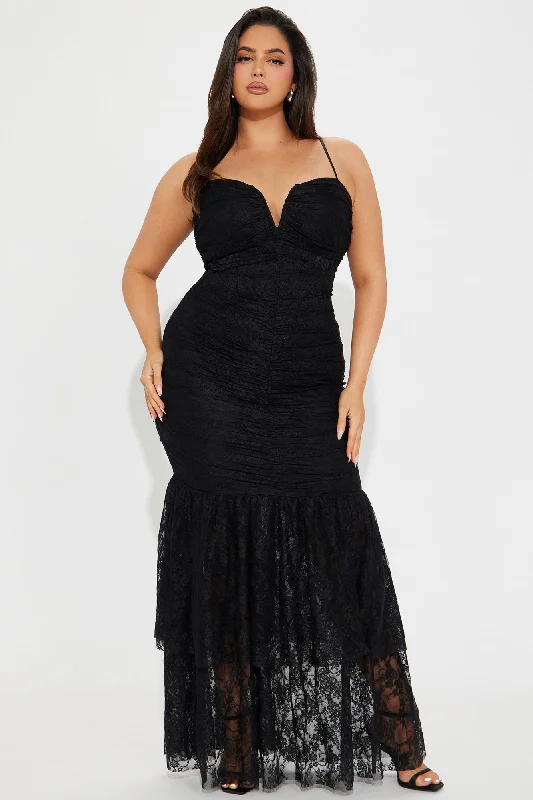 Aubrey Lace Gown - Black