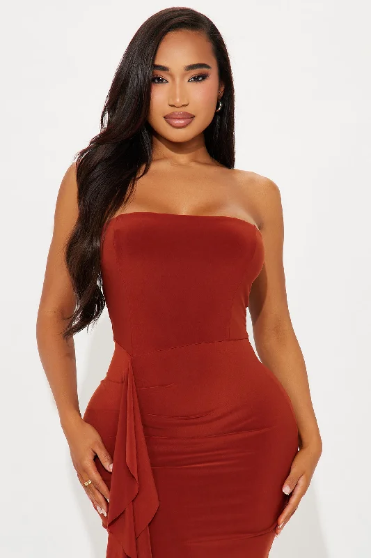 Capri Ruffle Maxi Dress - Rust