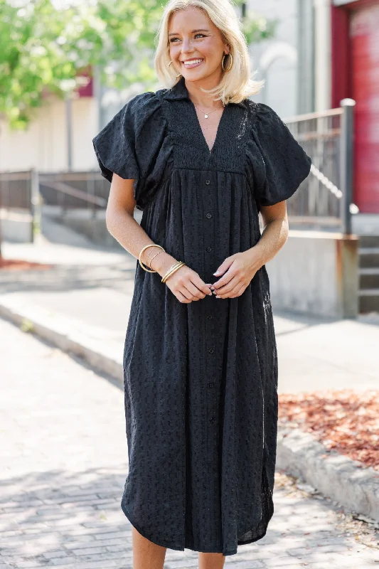 For The Fun Black Textured Midi Dress