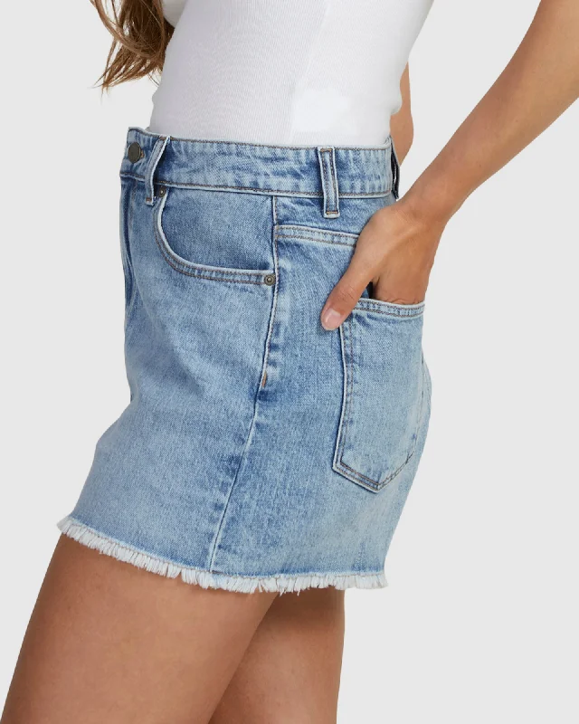 Womens Eva Short Beau Blue Shorts